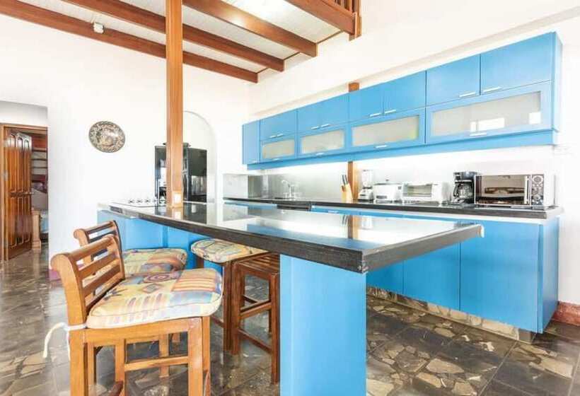 Beachfront Home Sand In Your Feet Surf And Relax