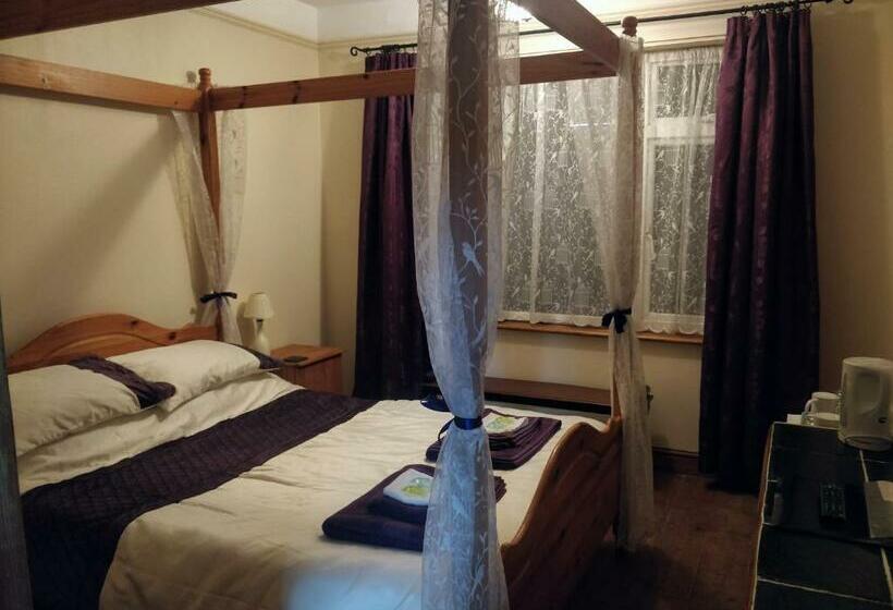 住宿加早餐  Littleholme