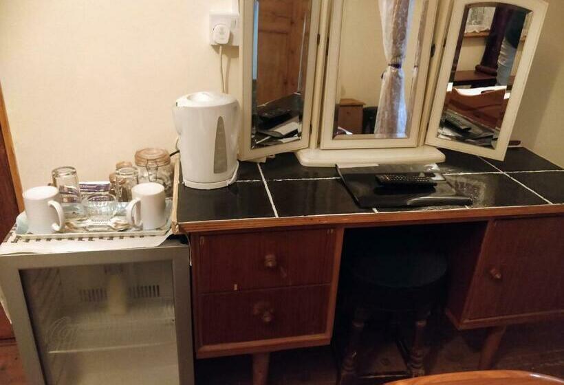 住宿加早餐  Littleholme