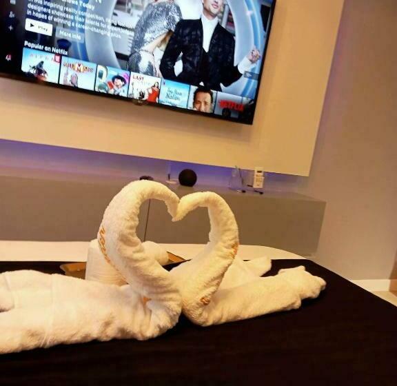 Elegant Studio With Videoke At Azure North Pampanga