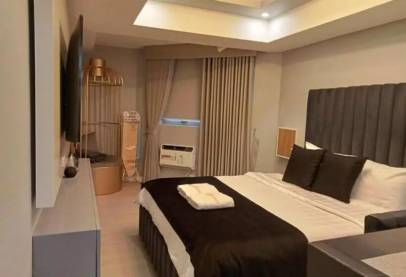 Elegant Studio With Videoke At Azure North Pampanga