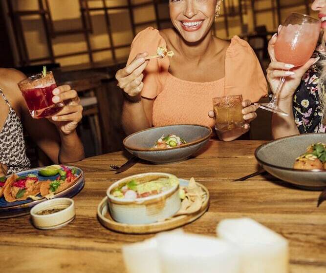 Szálloda Motto By Hilton Tulum