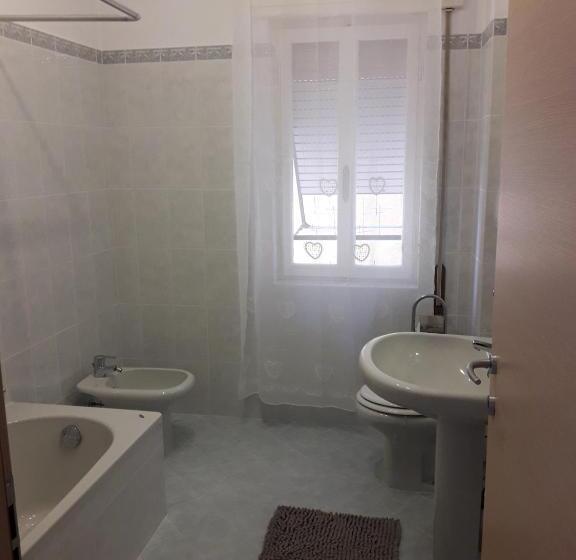 ペンション Affittacamere L Orchidea