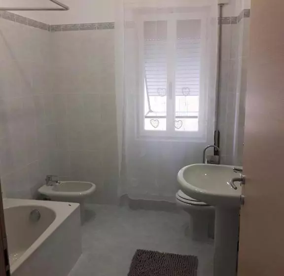 ペンション Affittacamere L Orchidea