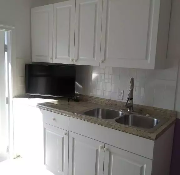 ペンション Room In Apartment   Small Cozy Apartment