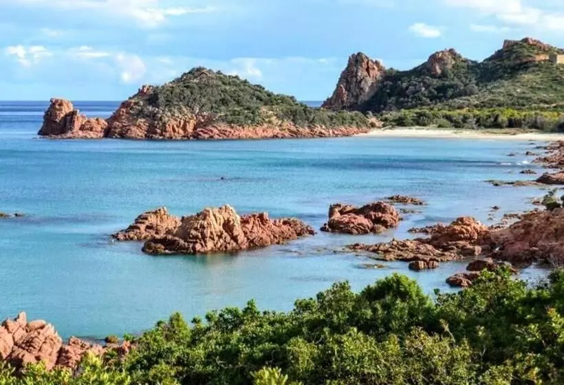 Aamiaismajoitus (B&B) La Corte Dei Baroni