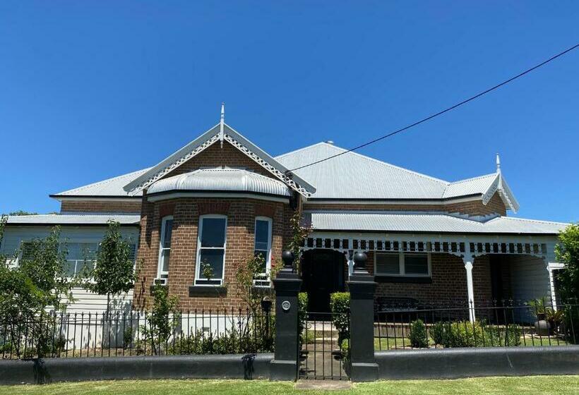 住宿加早餐 Wingham House