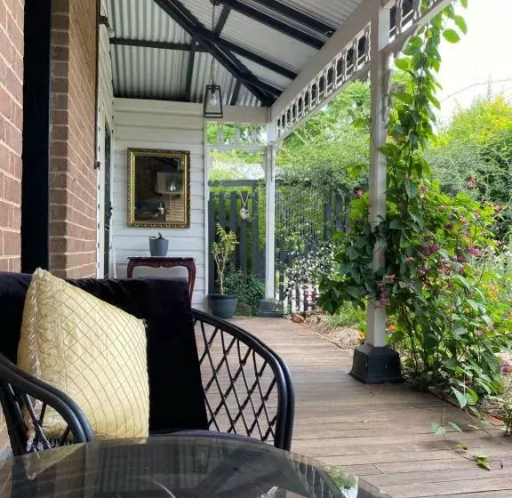 Aamiaismajoitus (B&B) Wingham House