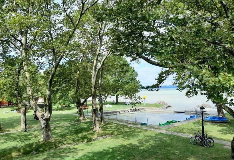 Boglár Coop üdülő