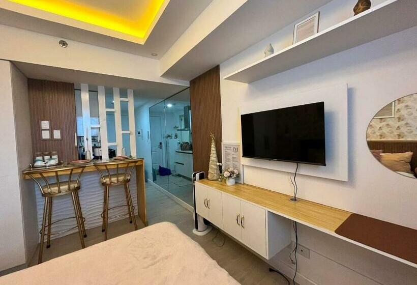 Chic Hideaway At Azure North Bali Tower