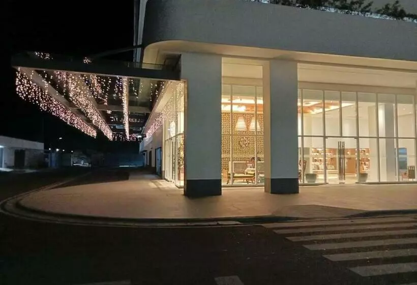 Chic Hideaway At Azure North Bali Tower