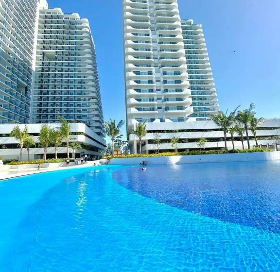 Chic Hideaway At Azure North Bali Tower