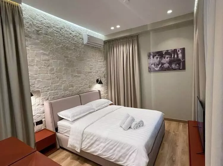 هتل Bujtina Apsus