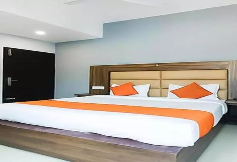 ホテル Queens Residency   Kochi