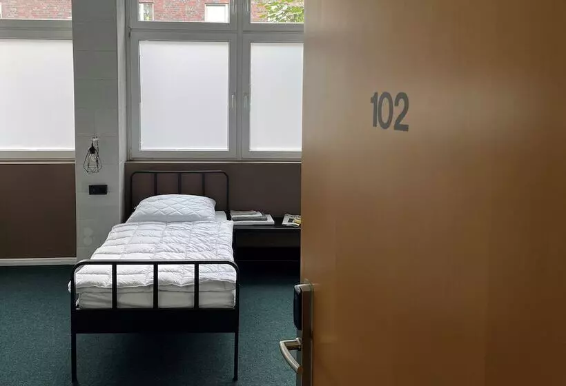 Kopol Hostel
