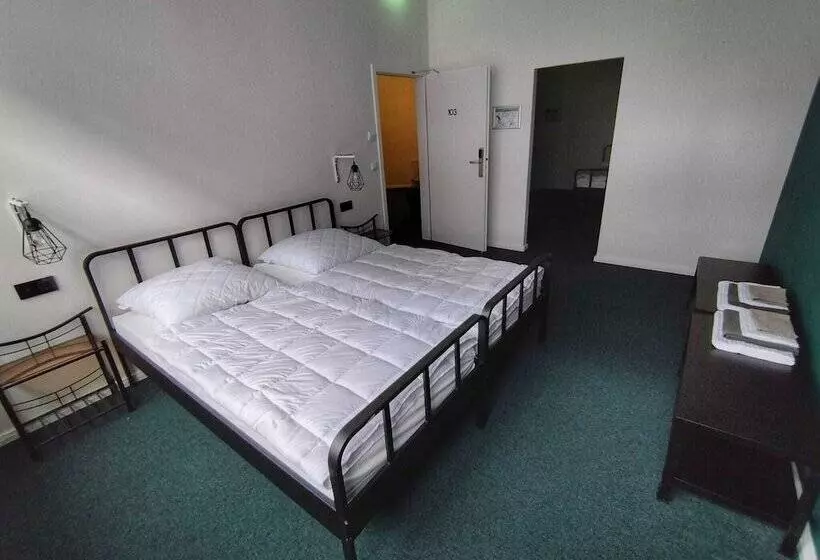 Kopol Hostel