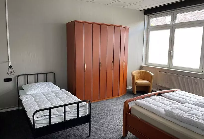 Kopol Hostel