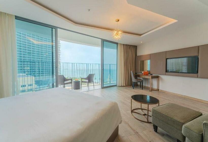 Moonlight Bay Panorama Condotel Ocean View