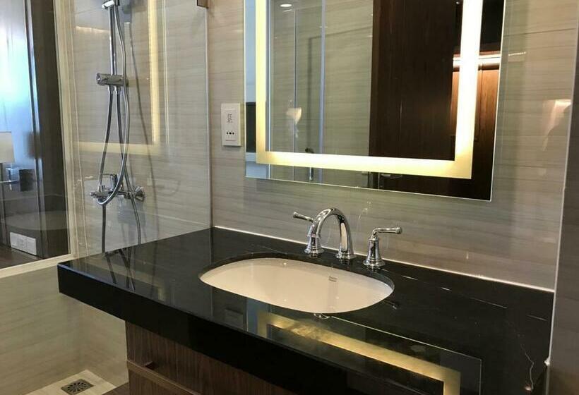 Moonlight Bay Panorama Condotel Ocean View