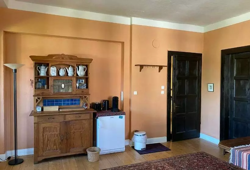 Majatalo Haus Kroneck Salis Gästeappartement