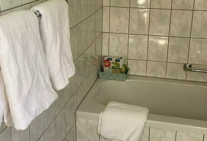 Majatalo Haus Kroneck Salis Gästeappartement