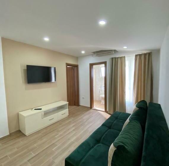 פנסיון Heaven Home