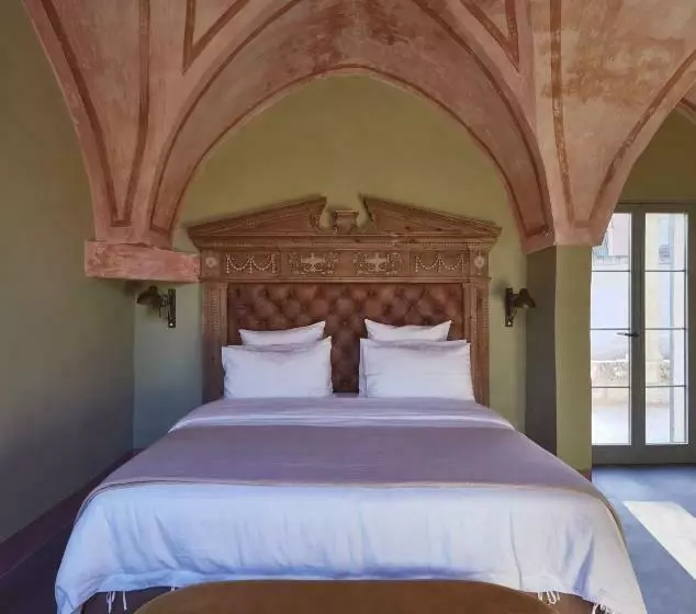 リゾートホテル Tower Elvira