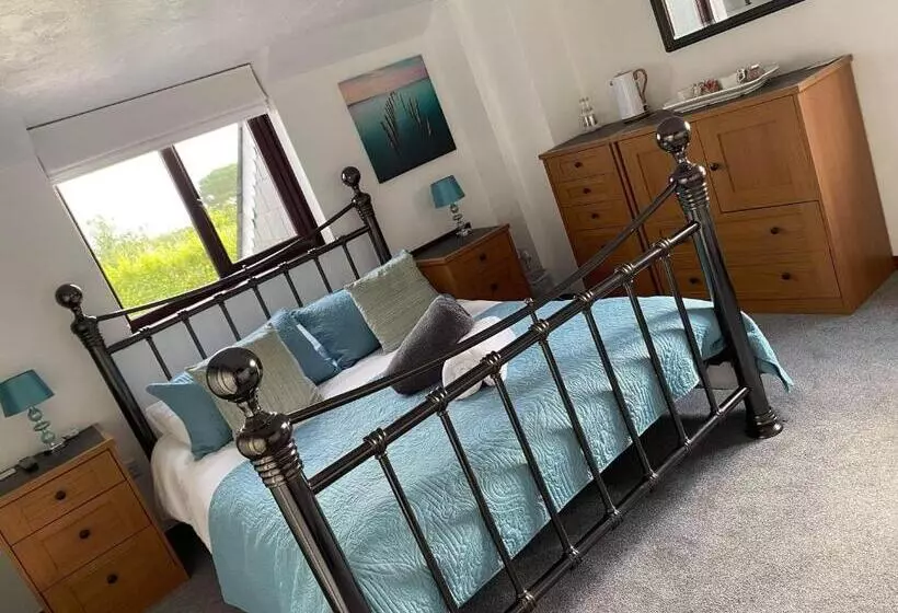 ベッドアンドブレックファースト Meadowview Cottage, St Ives View