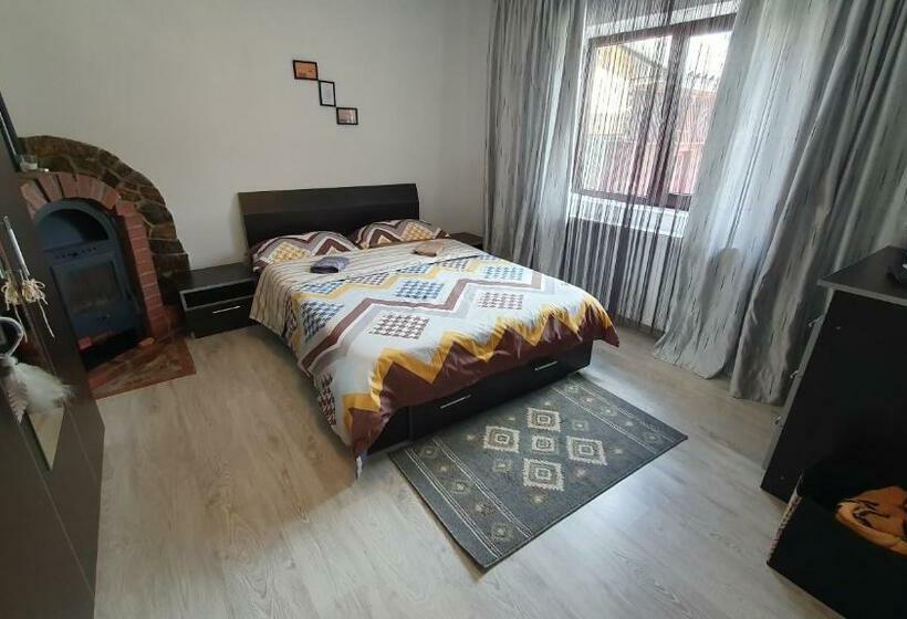 בית מלון כפרי Cazare La Fermă