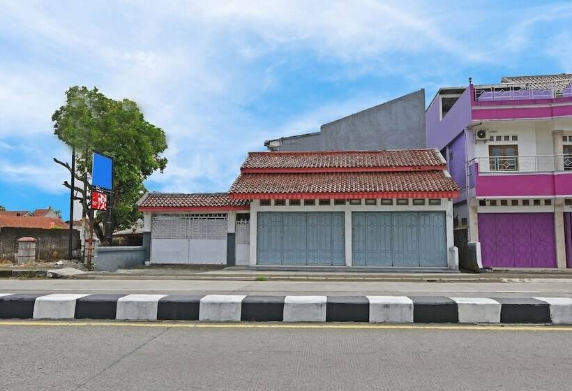 בית מלון כפרי Oyo 91399 Homestay Trendy Syariah