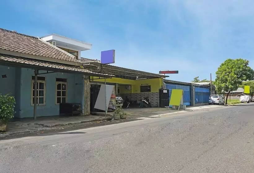 ホテル Putih Mulia Homestay Syariah