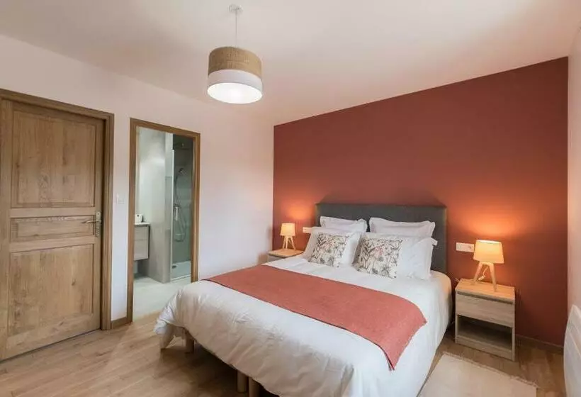 ペンション La Vallee Joly