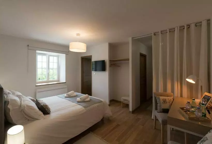 ペンション La Vallee Joly