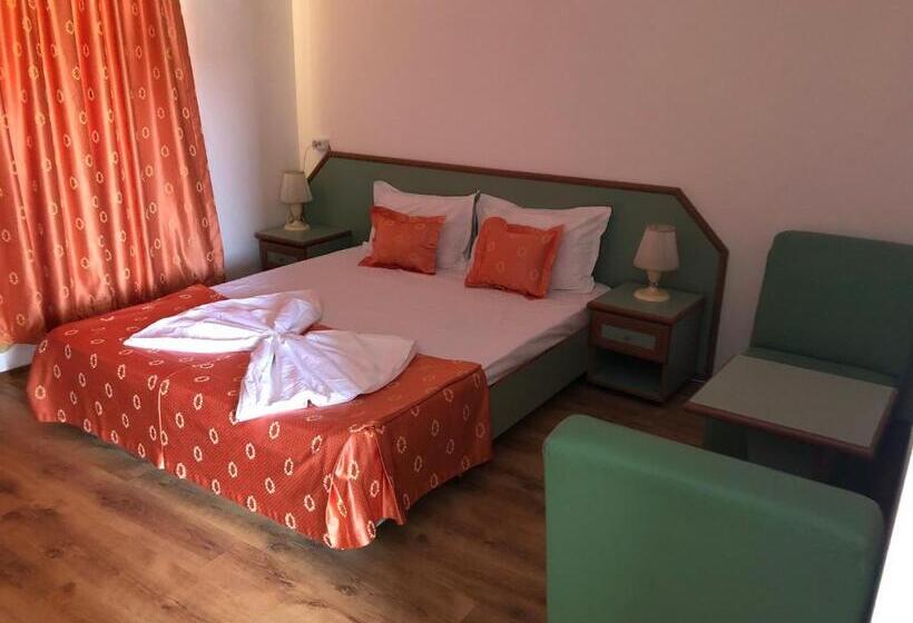 پانسیون Vila Pinica