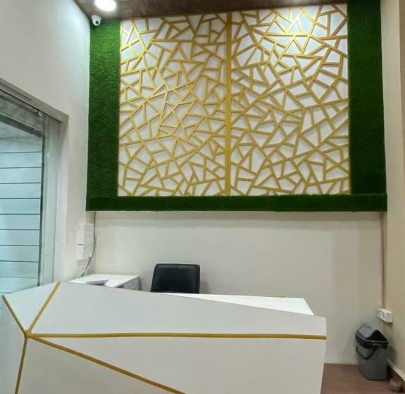 City Stay Ac Deluxe Hostel