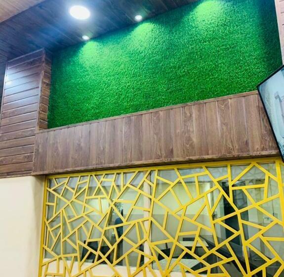 City Stay Ac Deluxe Hostel