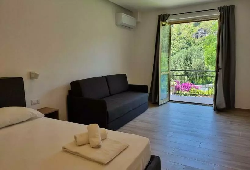Majatalo Marea Retreat Rooms