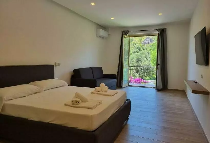 Majatalo Marea Retreat Rooms