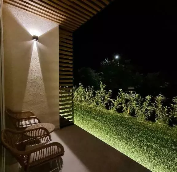 Majatalo Marea Retreat Rooms