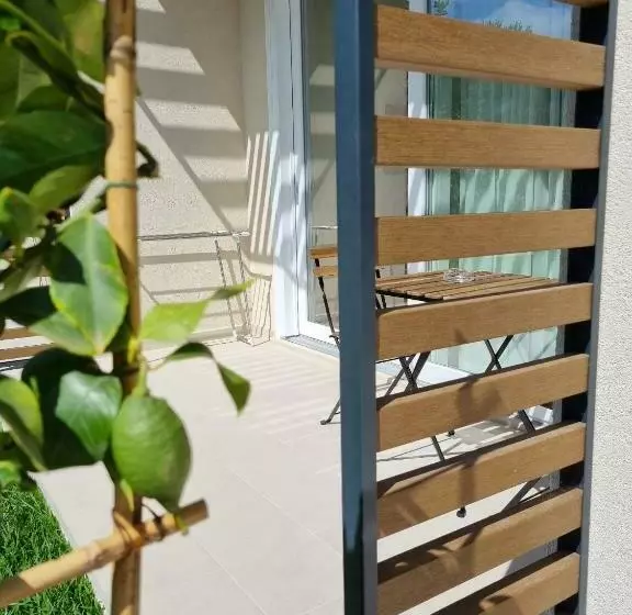 Majatalo Marea Retreat Rooms