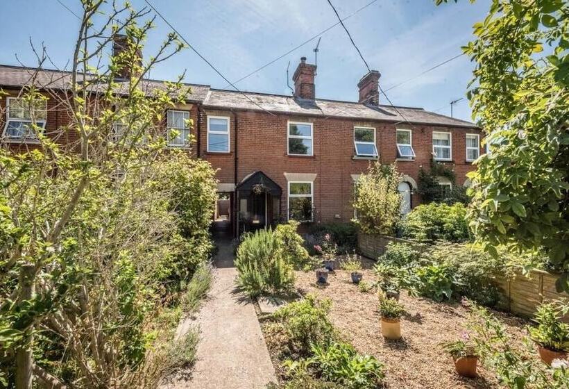 Rose Cottage, Halesworth