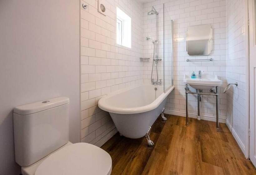Rose Cottage, Halesworth