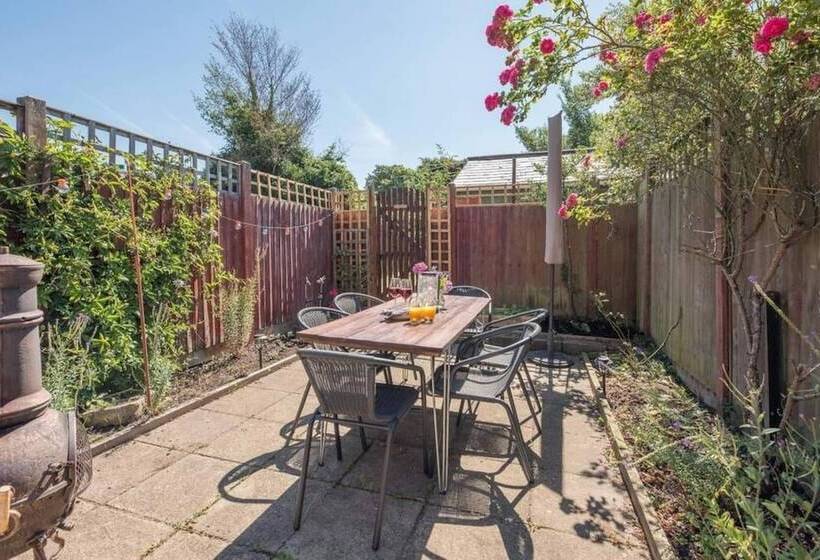 Rose Cottage, Halesworth