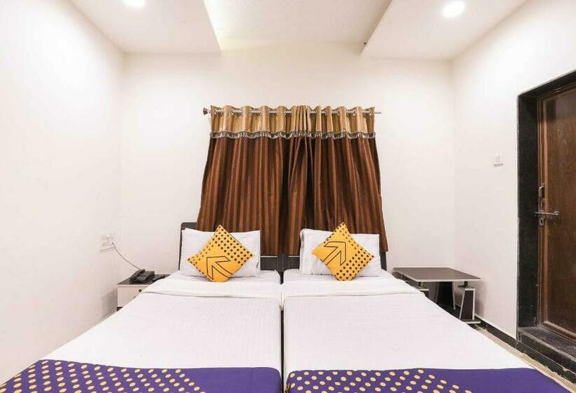 Hotel Spot On 88390 J K And Guest House