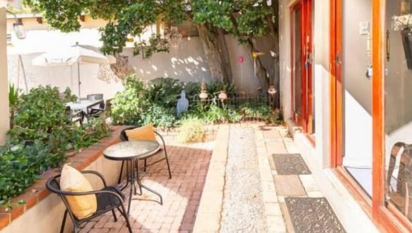 צימר Bougain Villas