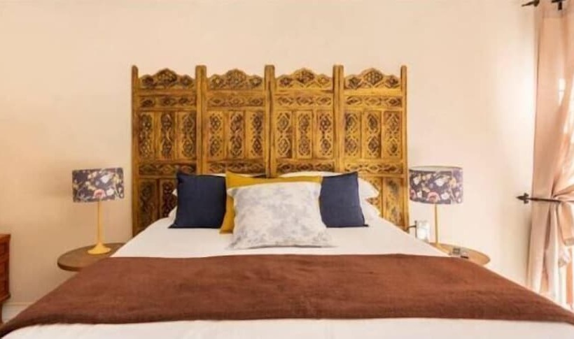 צימר Bougain Villas