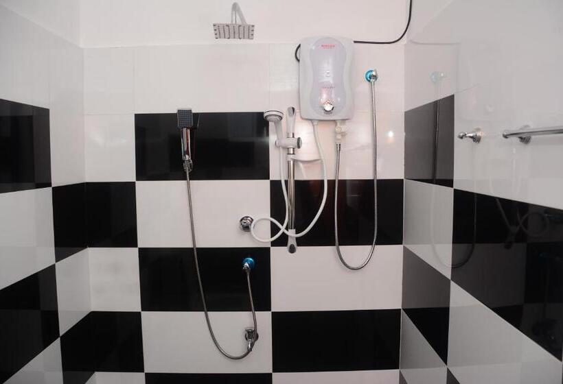 Concey Transit Hotel Airport View