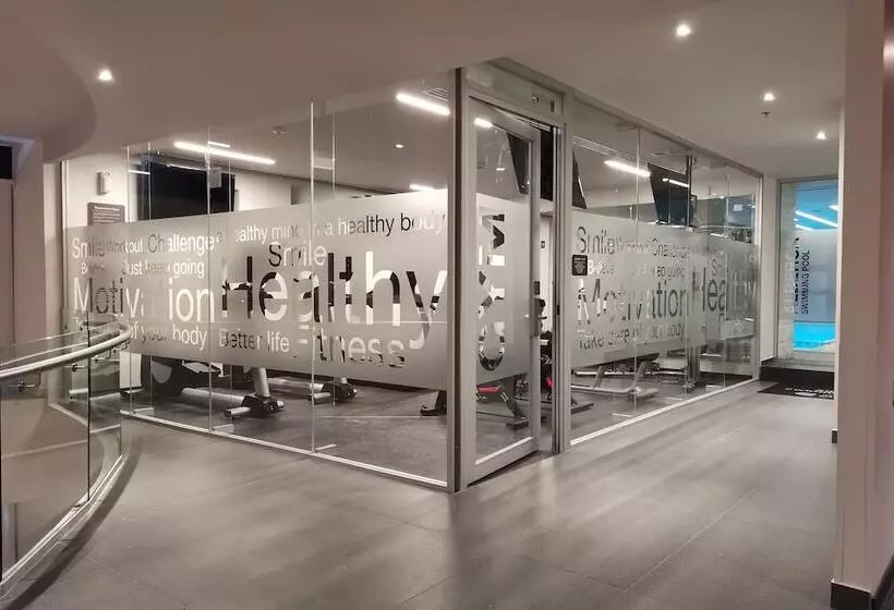 Hotelli Ramada Encore By Wyndham Guadalajara Aeropuerto