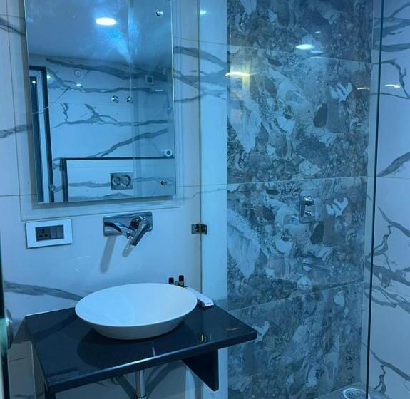 בית מלון כפרי The Triumph