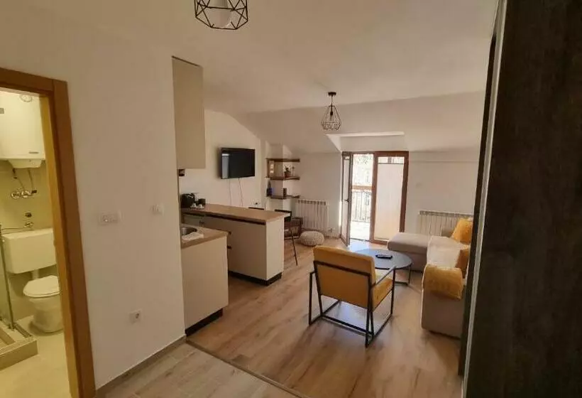 پانسیون Guest House Alte